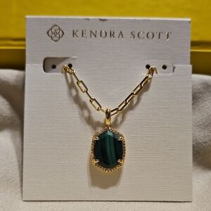 New Kendra Scott Daphne Pave  Gold and Green Malachite Pendant Necklace